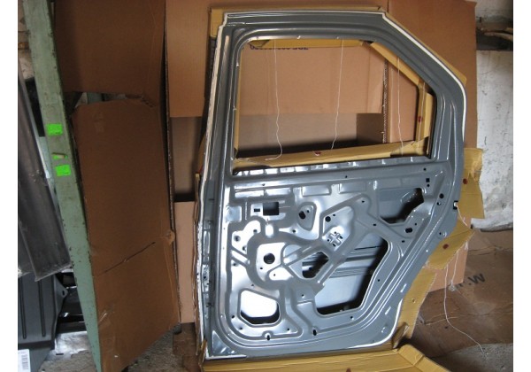 дверка права задня Renault Logan, 06-09, гола, седан